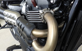 TRIUMPH STREET SCRAMBLER 2023