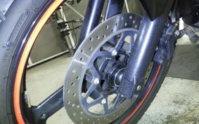 SUZUKI GSR250 2015