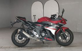 SUZUKI GSX250 R DN11A