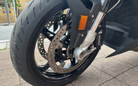 BMW S1000R 2024 0E51