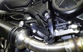 DUCATI DIAVEL Carbon 2011