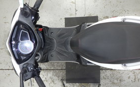 YAMAHA CYGNUS 125 XSR 2