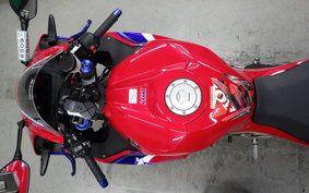 HONDA CBR600RR 2024 PC40