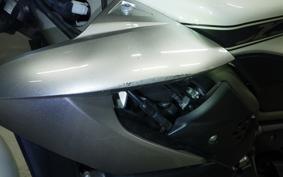 YAMAHA XJ6 N 2012
