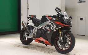 APRILIA RSV4 1100ファクト 2020