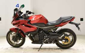 YAMAHA XJ6 2009