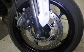 TRIUMPH TRIDENT 660 2021