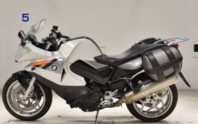 BMW F800ST 2011