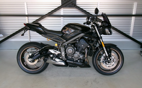 TRIUMPH STREET TRIPLE RS 2022 HDA554