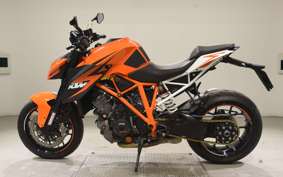 KTM 1290 SUPER DUKE R 2016