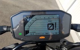 KTM 890 DUKE R 2023 TU940