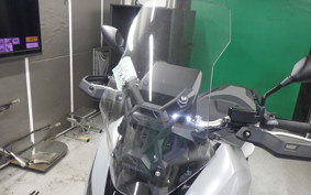 HONDA X-ADV 750 2025 RH21