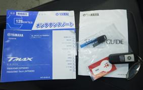 YAMAHA T-MAX 560 2021 SJ19J