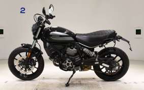 DUCATI SCRAMBLER SIXTY2 2018