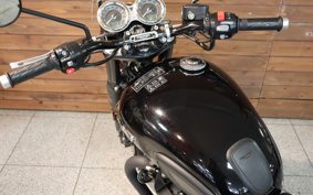 TRIUMPH BONNEVILLE T120 BLACK 2016 DAD75H