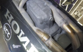 HONDA CBR600RR GEN 2 2006 PC37