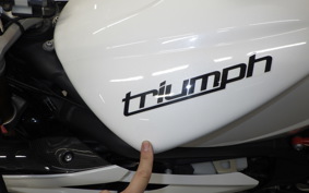 TRIUMPH DAYTONA 675 R 2011