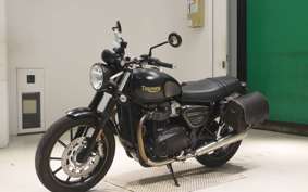 TRIUMPH STREET TWIN 2021