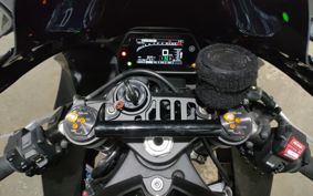 YAMAHA YZF-R1 2022 RN65J