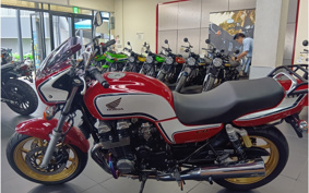 HONDA CB750 2006 RC42