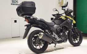 SUZUKI Vｽﾄﾛｰﾑ250A