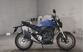 HONDA CB250R MC52
