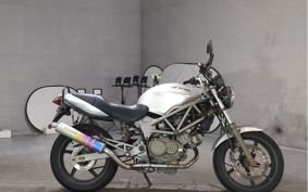 HONDA VTR 250 MC33