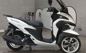 YAMAHA TRICITY 125 SE82J
