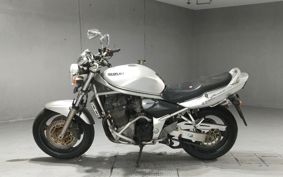 SUZUKI BANDIT1200 2001 GV77A