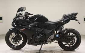 SUZUKI GSX250R 2015