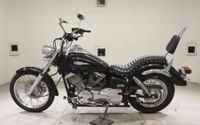 YAMAHA DRAGSTAR 250 1997 VG02J