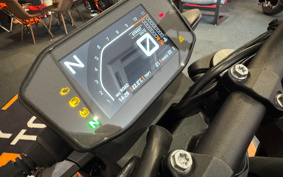 KTM 790 DUKE 2024 TU740