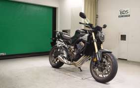 HONDA CB650R E-Clutch 2024 RH17