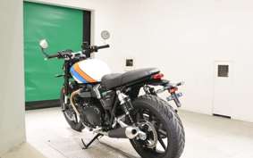 TRIUMPH SPEED TWIN 900 2025