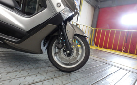 YAMAHA N-MAX SE86J
