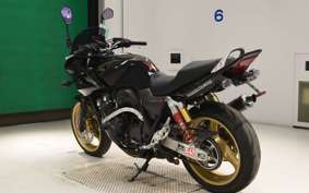 HONDA CB400 SUPER BOLDOR VTEC 2011 NC42
