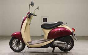 HONDA CREA SCOOPY 2011 AF55