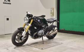 BMW R NINE T 2015
