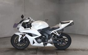 HONDA CBR600RR 2007 PC40