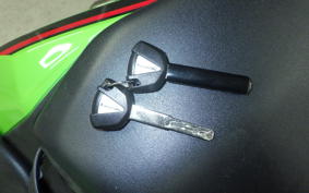 KAWASAKI ZX-25R-2SE 1984 ZX250H