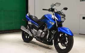 SUZUKI GSR250 2024