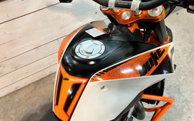 KTM 690 DUKE R 2013 LDU40
