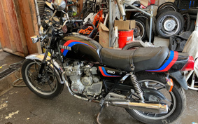 YAMAHA XJ550 4V8