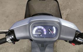 YAMAHA JOG POCHE SA08J