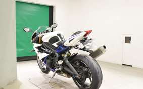TRIUMPH DAYTONA 675 R 2015