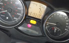 PIAGGIO MP3 250