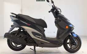 YAMAHA CYGNUS 125 XSR 2