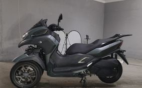 YAMAHA TRICITY 300 SH15J