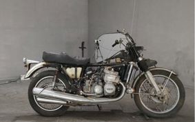 SUZUKI GT750 GT750