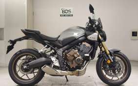 HONDA CB650R E-Clutch 2025 RH17